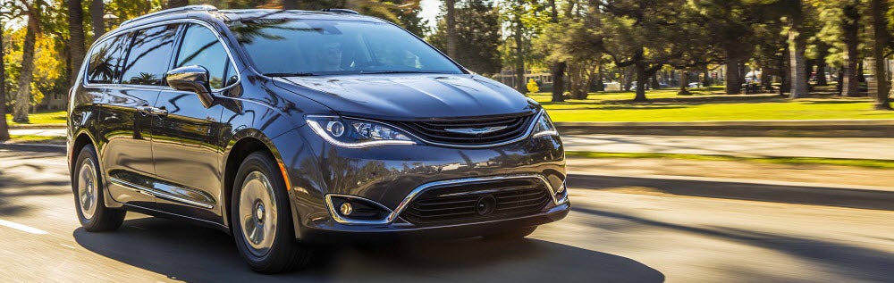 2019 Chrysler Pacifica vs Honda Odyssey