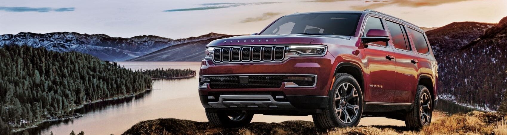 2022 Jeep Wagoneer in Red Snippet