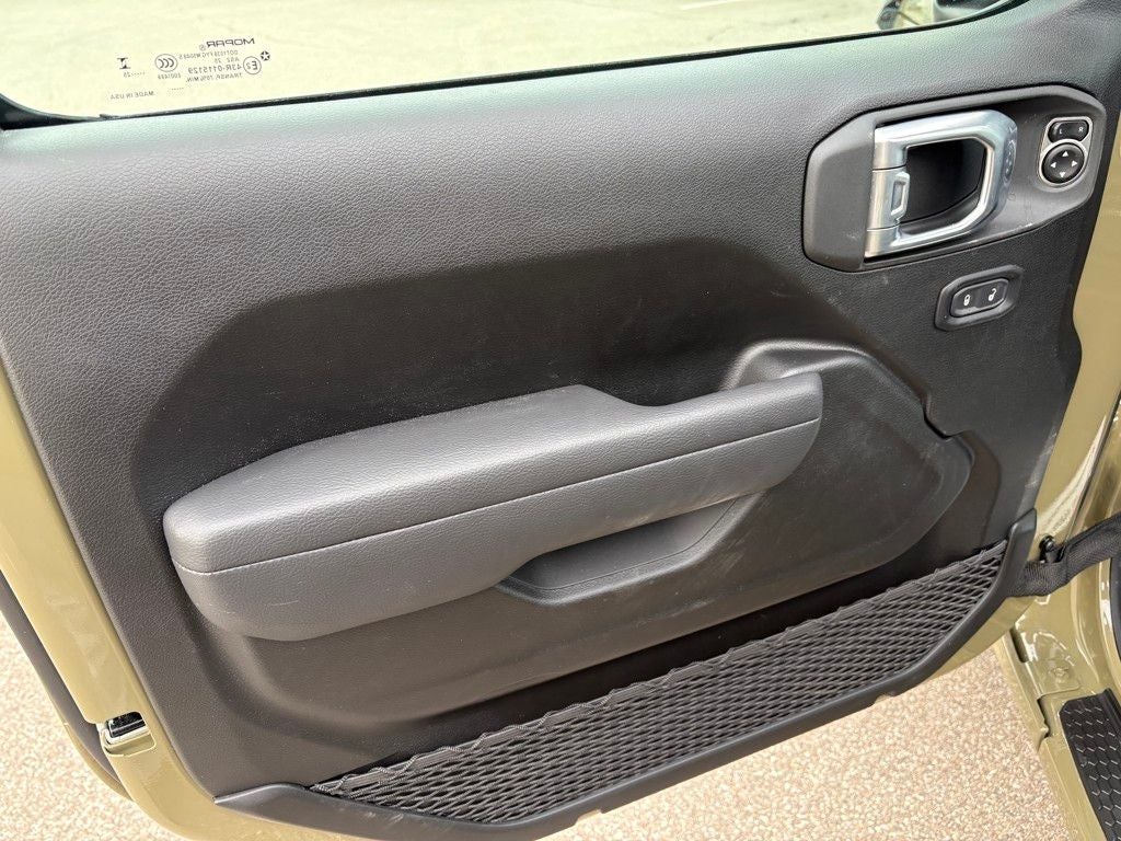 2025 Jeep Wrangler Sport S