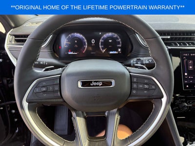 2025 Jeep Grand Cherokee Laredo
