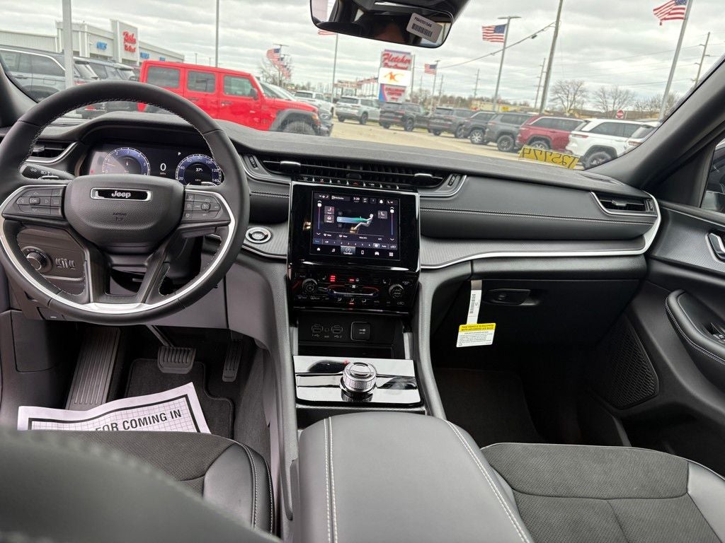 2025 Jeep Grand Cherokee Altitude X