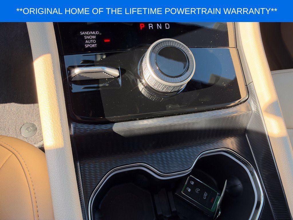 2027 Jeep Grand Cherokee Limited Reserve