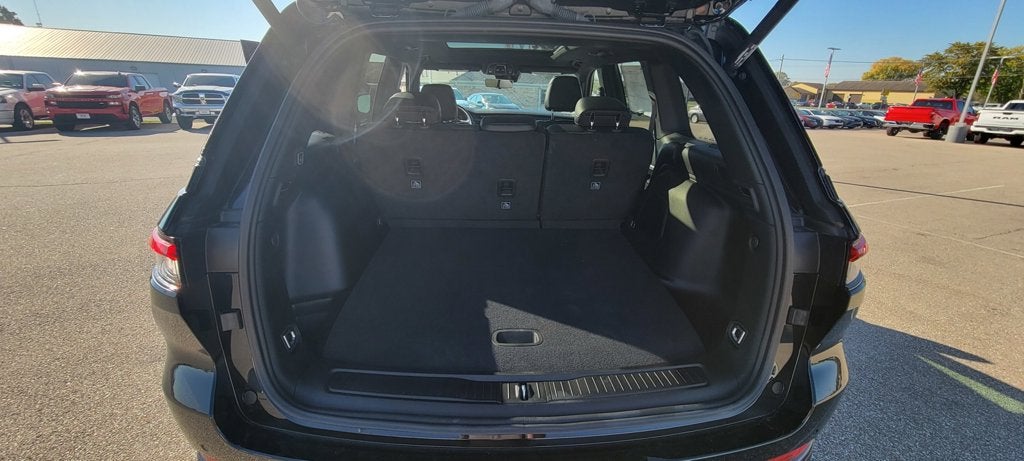 2026 Jeep Grand Cherokee Base