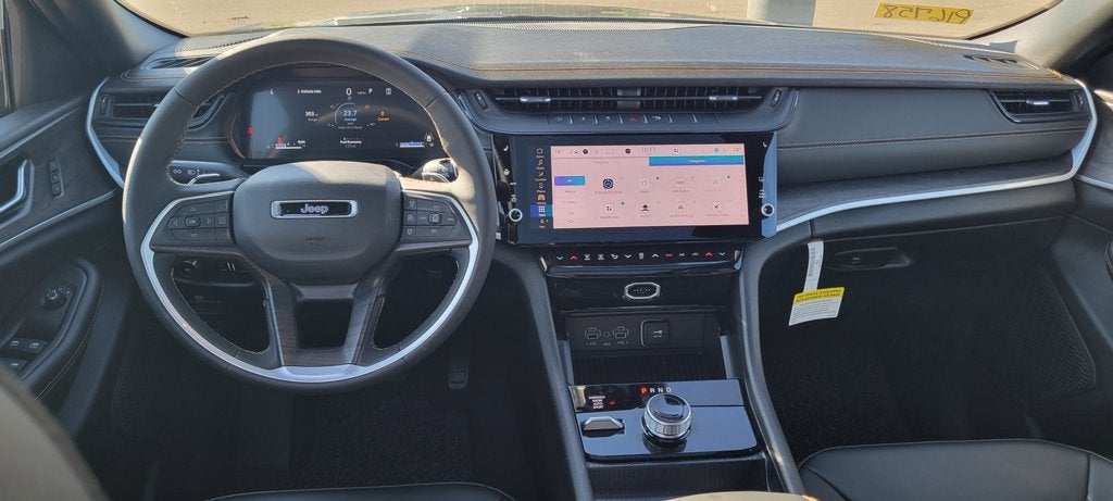2026 Jeep Grand Cherokee Base