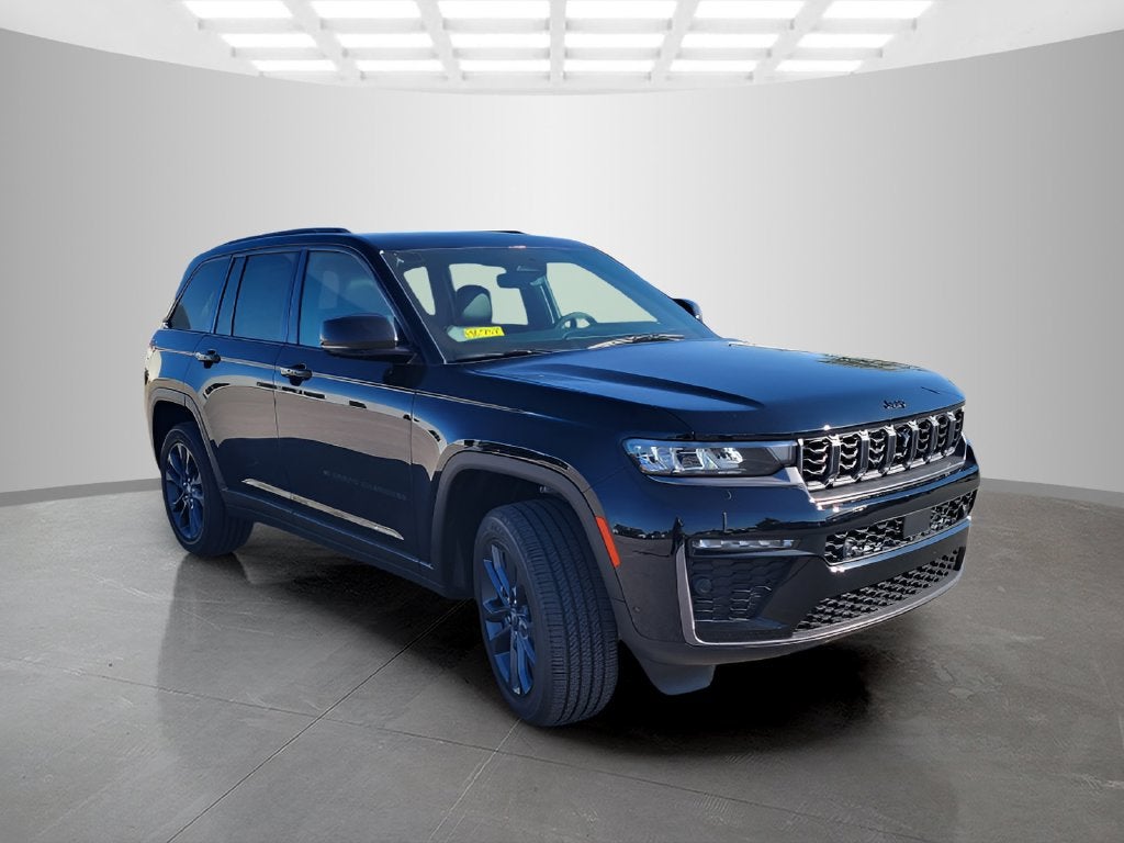 2026 Jeep Grand Cherokee Base