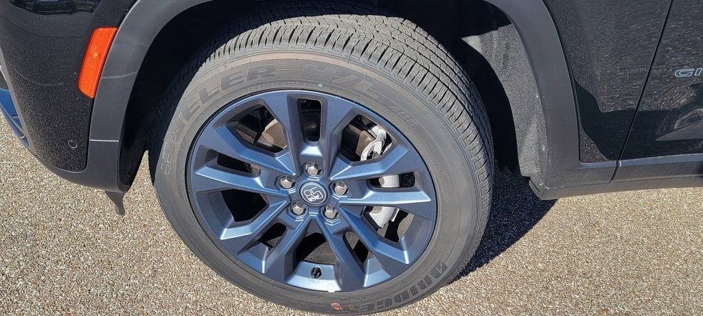 2026 Jeep Grand Cherokee Base