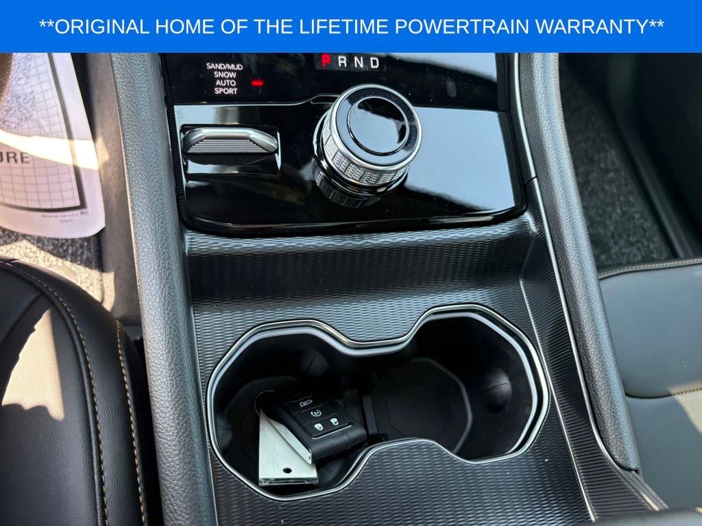 2026 Jeep Grand Cherokee Base