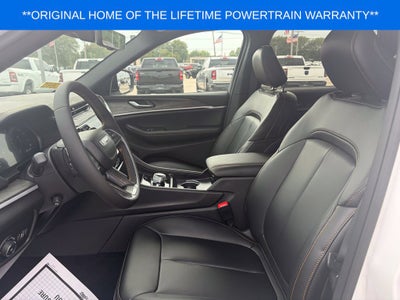 2026 Jeep Grand Cherokee Base
