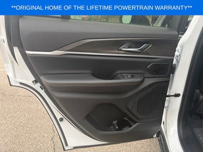 2026 Jeep Grand Cherokee Base