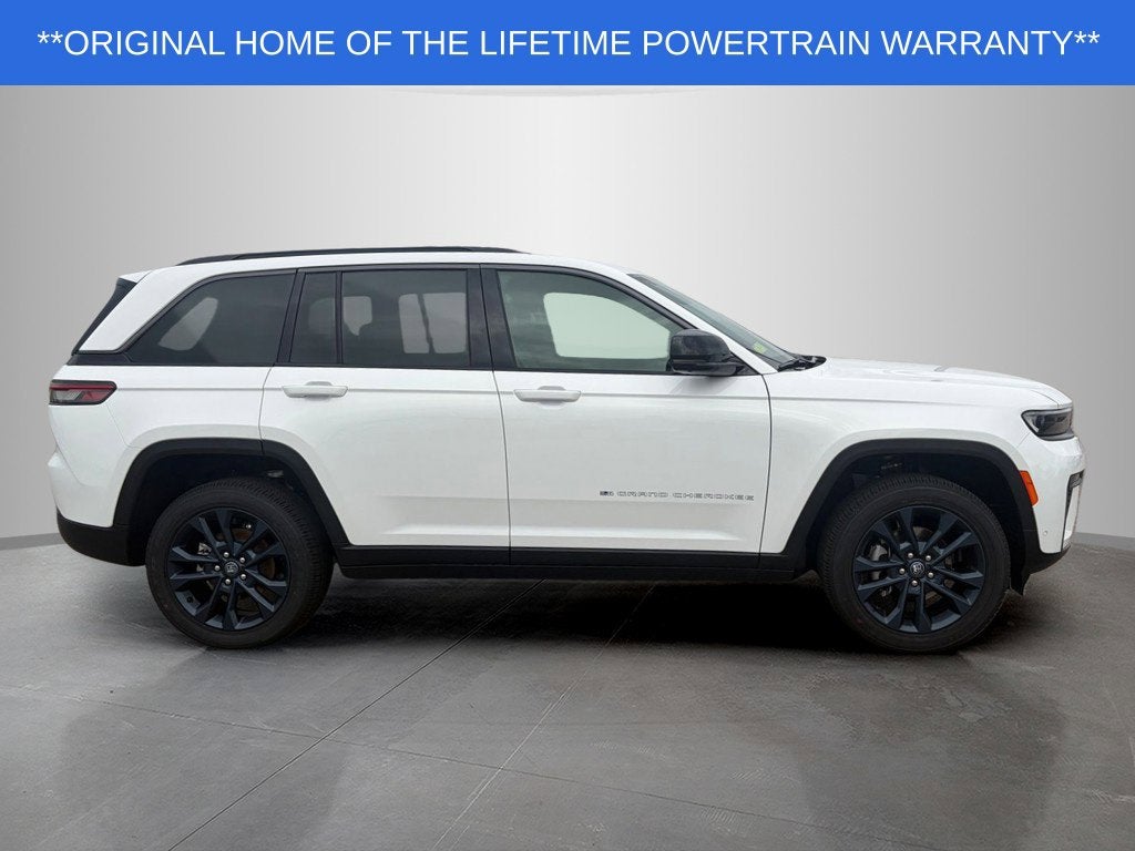 2026 Jeep Grand Cherokee Base