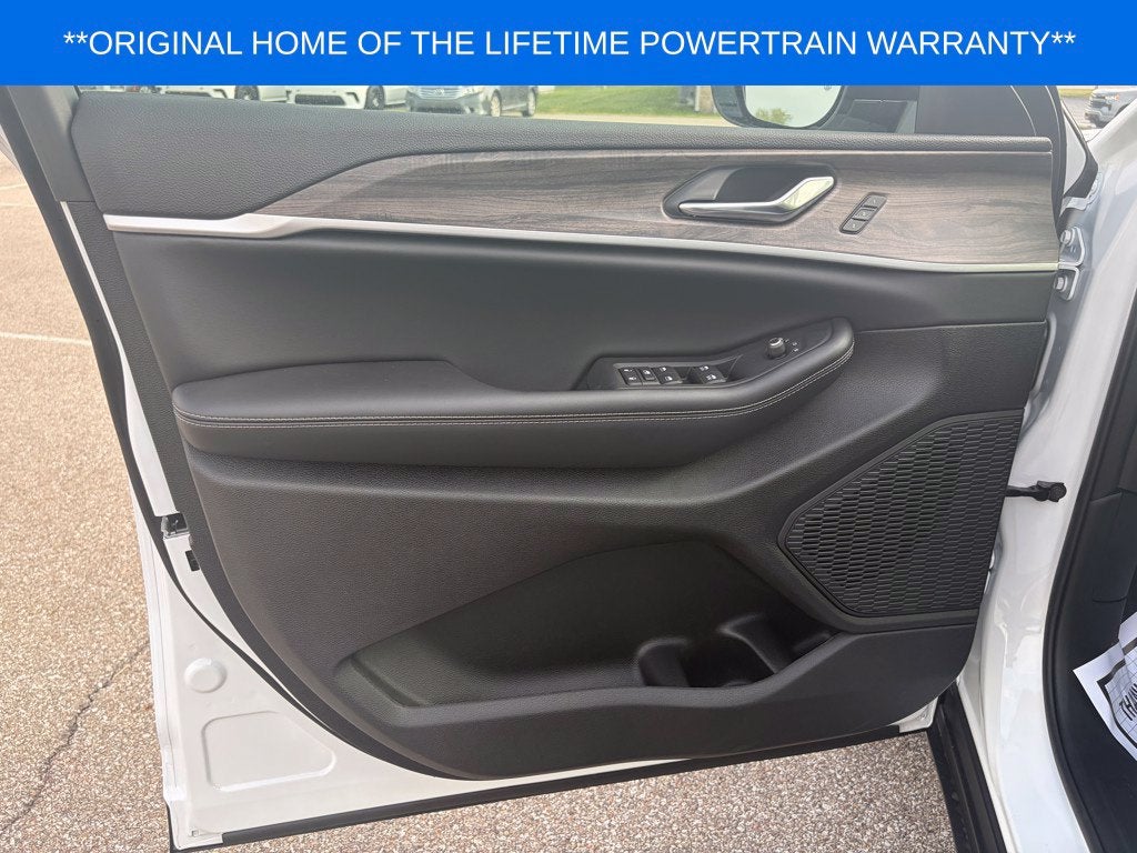2027 Jeep Grand Cherokee Limited