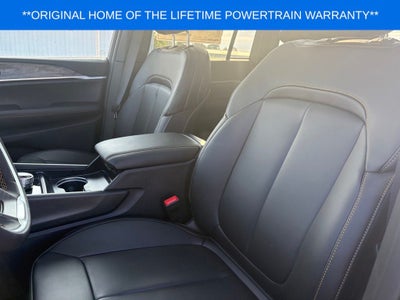 2026 Jeep Grand Cherokee Base