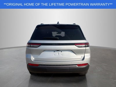 2026 Jeep Grand Cherokee Base