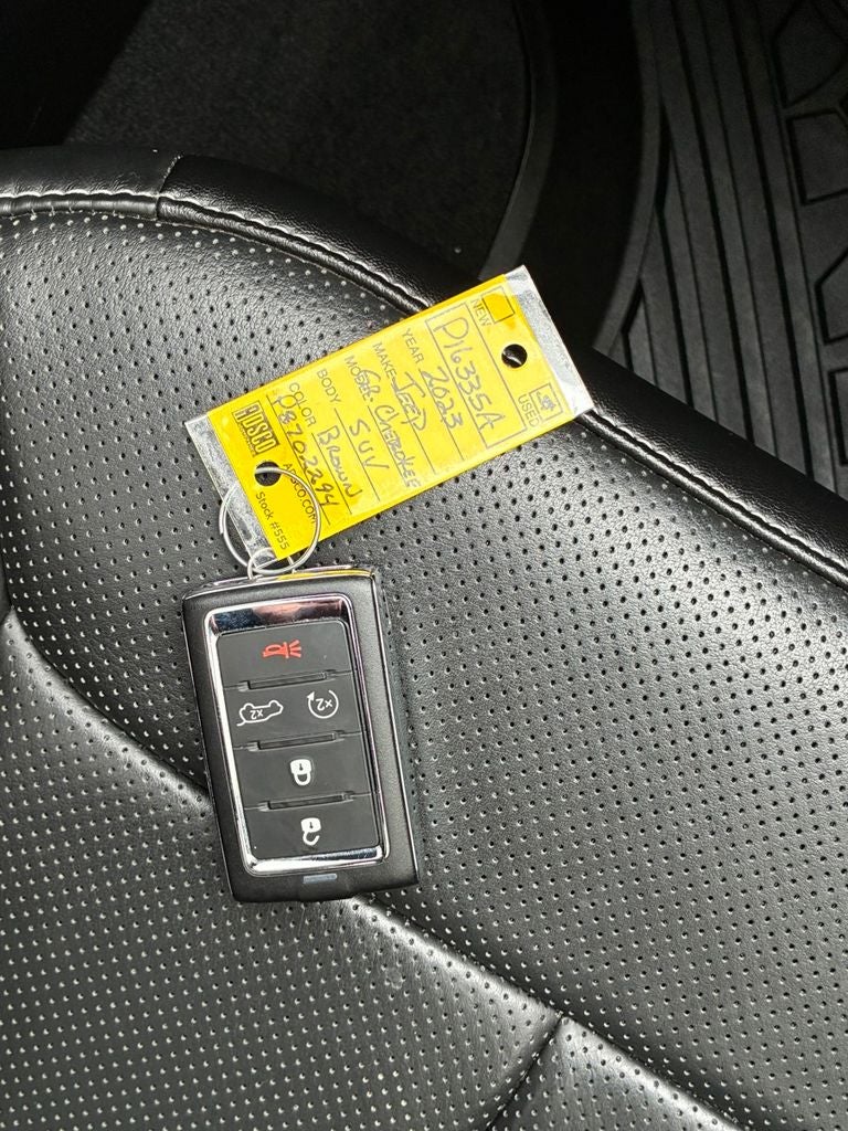 2023 Jeep Grand Cherokee Overland