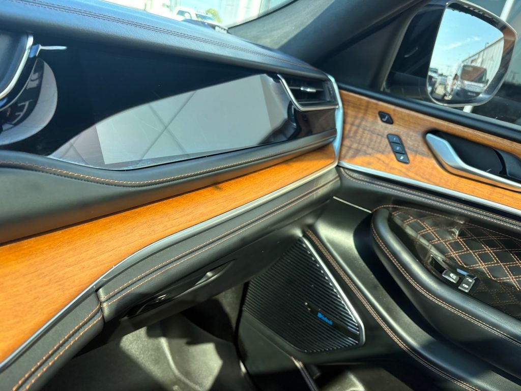 2022 Jeep Grand Cherokee Summit Reserve