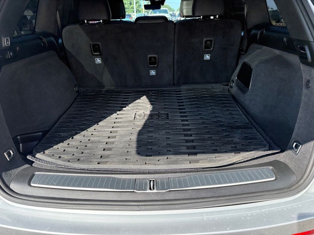 2022 Jeep Grand Cherokee Summit Reserve