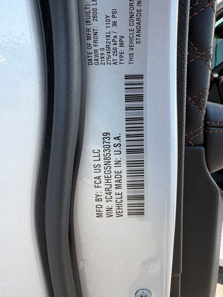 2022 Jeep Grand Cherokee Summit Reserve