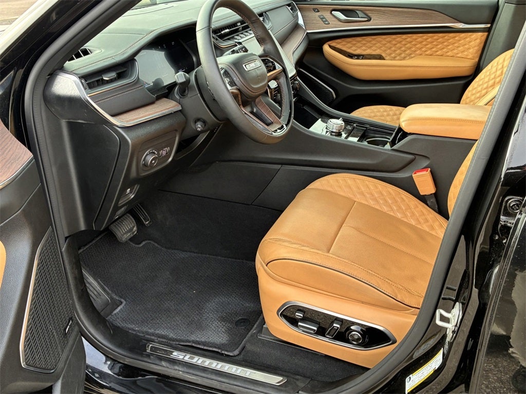 2024 Jeep Grand Cherokee Summit