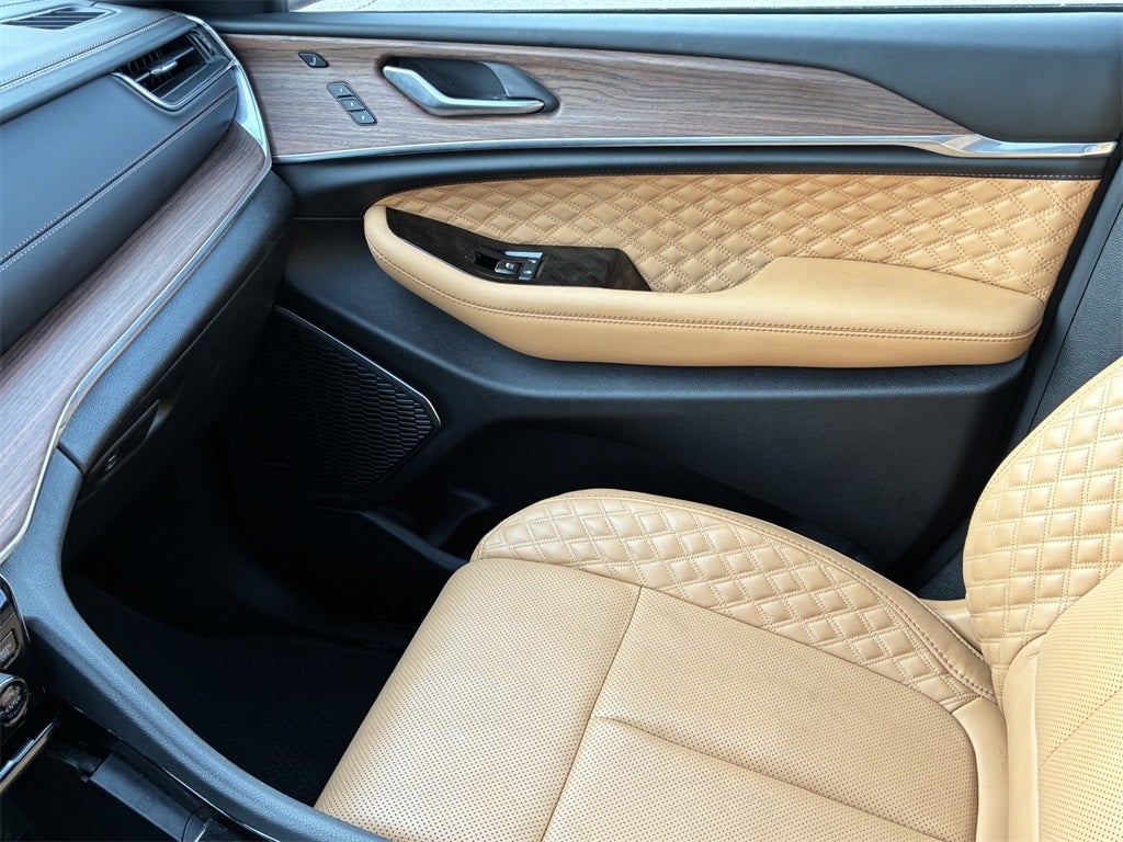 2024 Jeep Grand Cherokee Summit