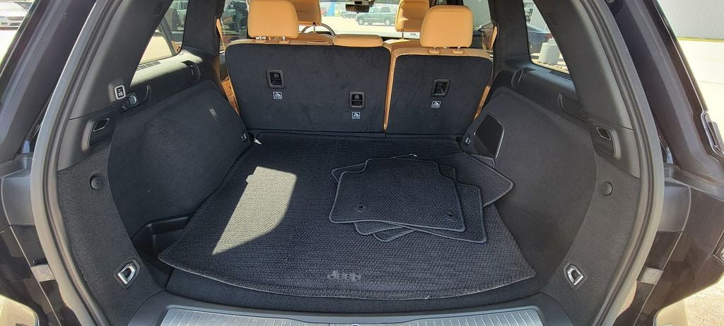 2025 Jeep Grand Cherokee Summit Reserve