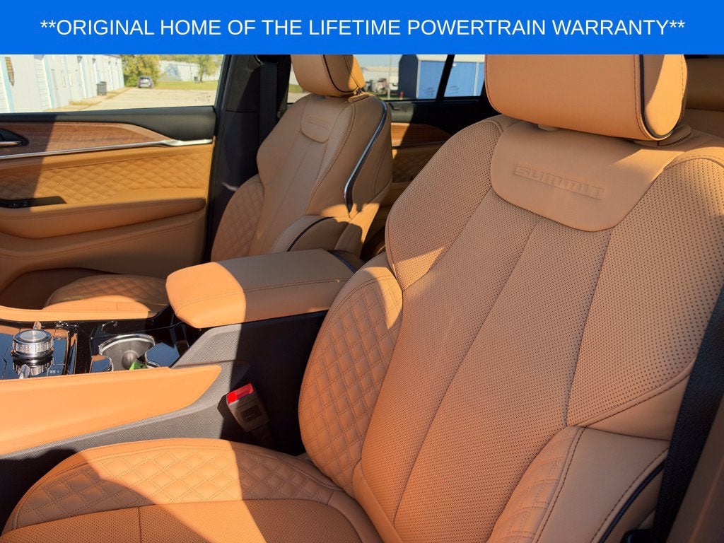 2027 Jeep Grand Cherokee Summit