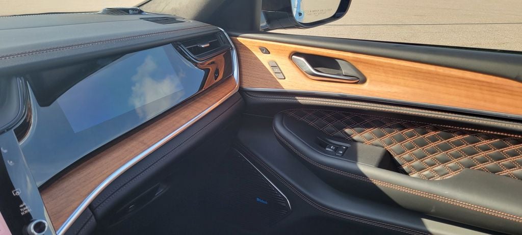 2026 Jeep Grand Cherokee Summit