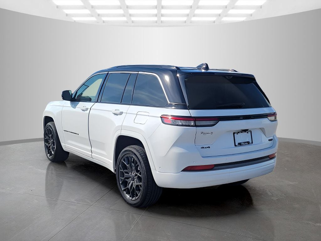 2026 Jeep Grand Cherokee Summit