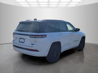 2026 Jeep Grand Cherokee Summit
