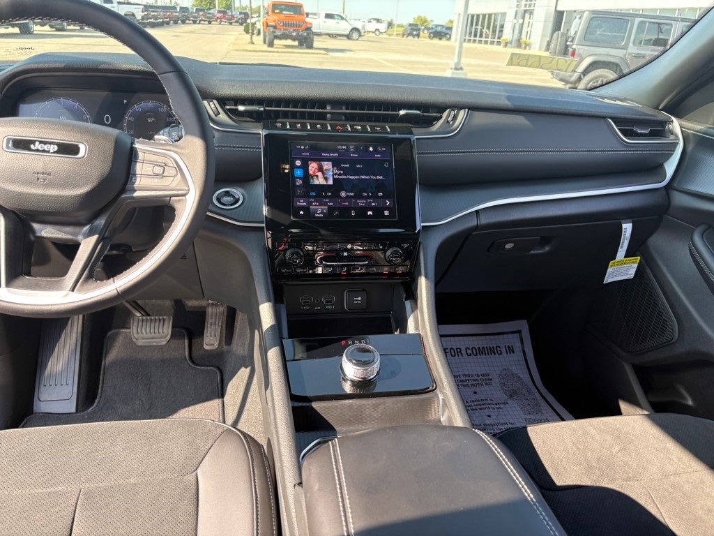 2025 Jeep Grand Cherokee L Altitude