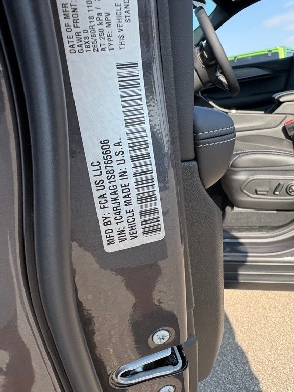 2025 Jeep Grand Cherokee L Altitude