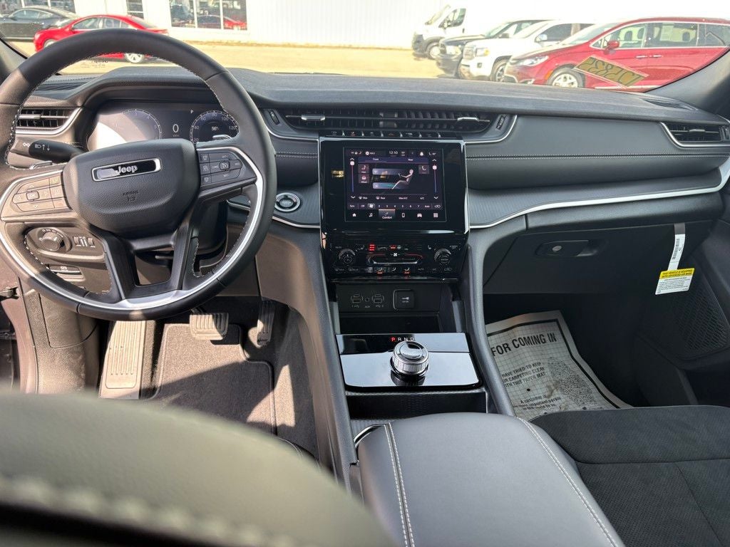 2025 Jeep Grand Cherokee L Altitude