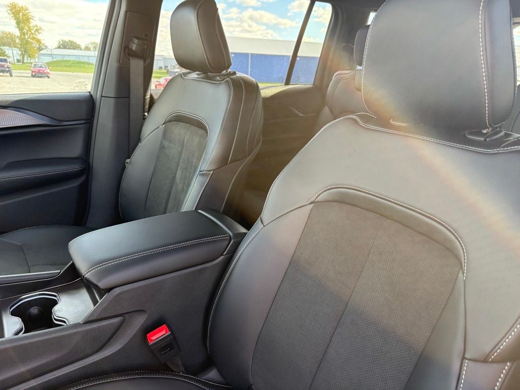 2025 Jeep Grand Cherokee L Altitude X