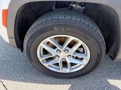 2024 Jeep Grand Cherokee L Laredo