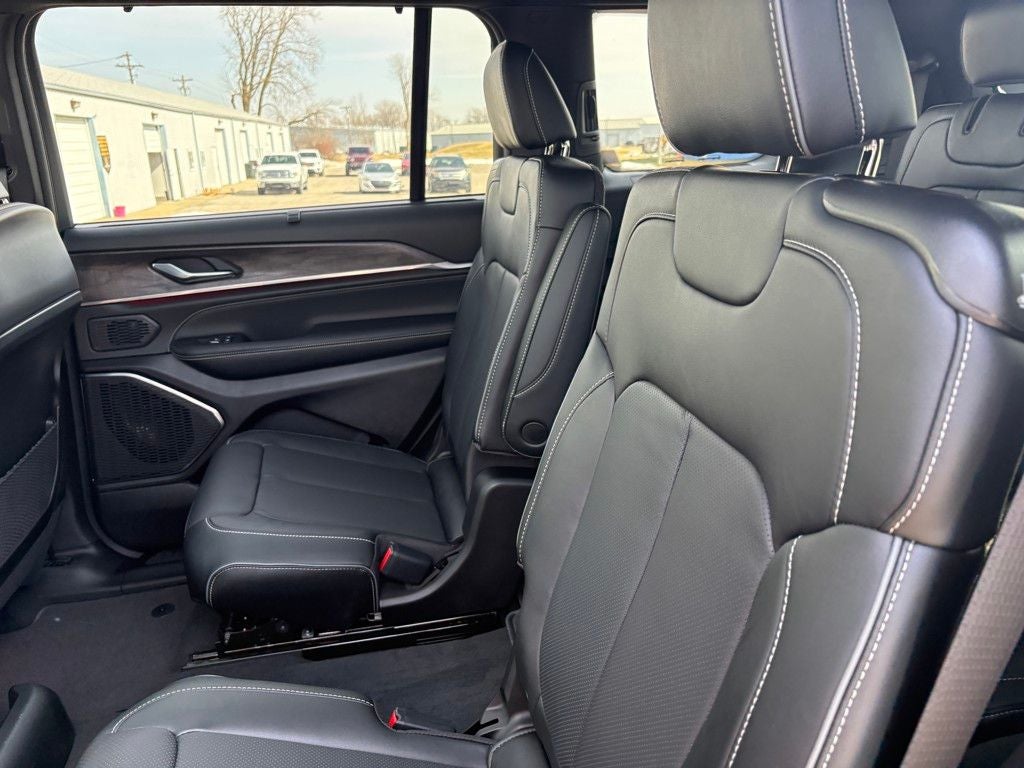 2025 Jeep Grand Cherokee L Overland