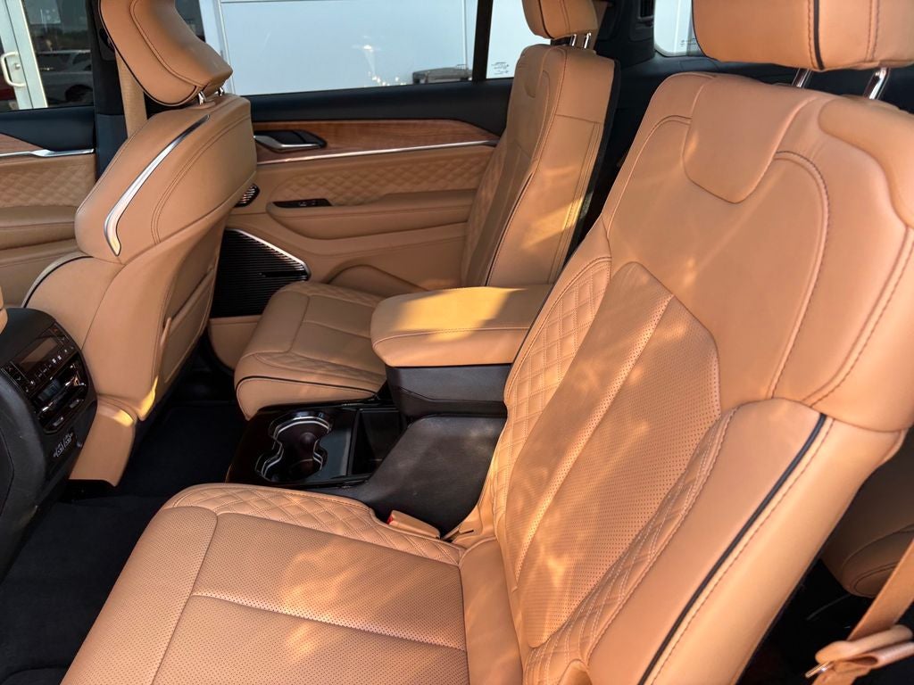 2025 Jeep Grand Cherokee L Summit