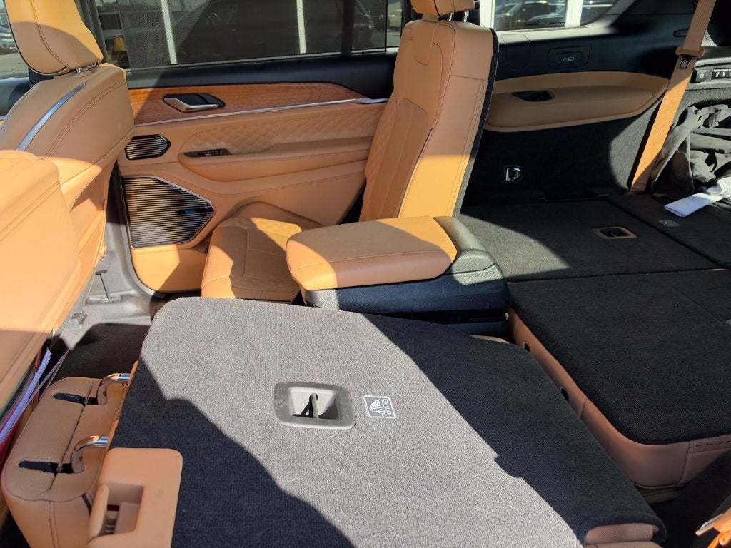 2021 Jeep Grand Cherokee L Summit