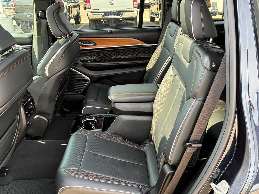 2024 Jeep Grand Cherokee L Summit