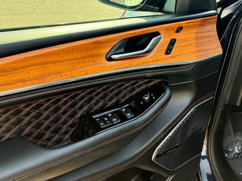 2024 Jeep Grand Cherokee L Summit