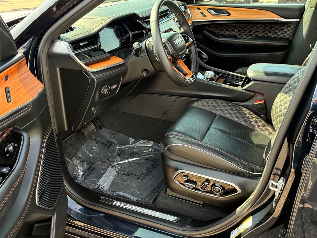 2024 Jeep Grand Cherokee L Summit