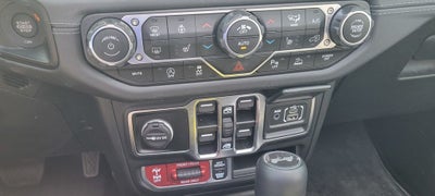 2025 Jeep Wrangler Rubicon X