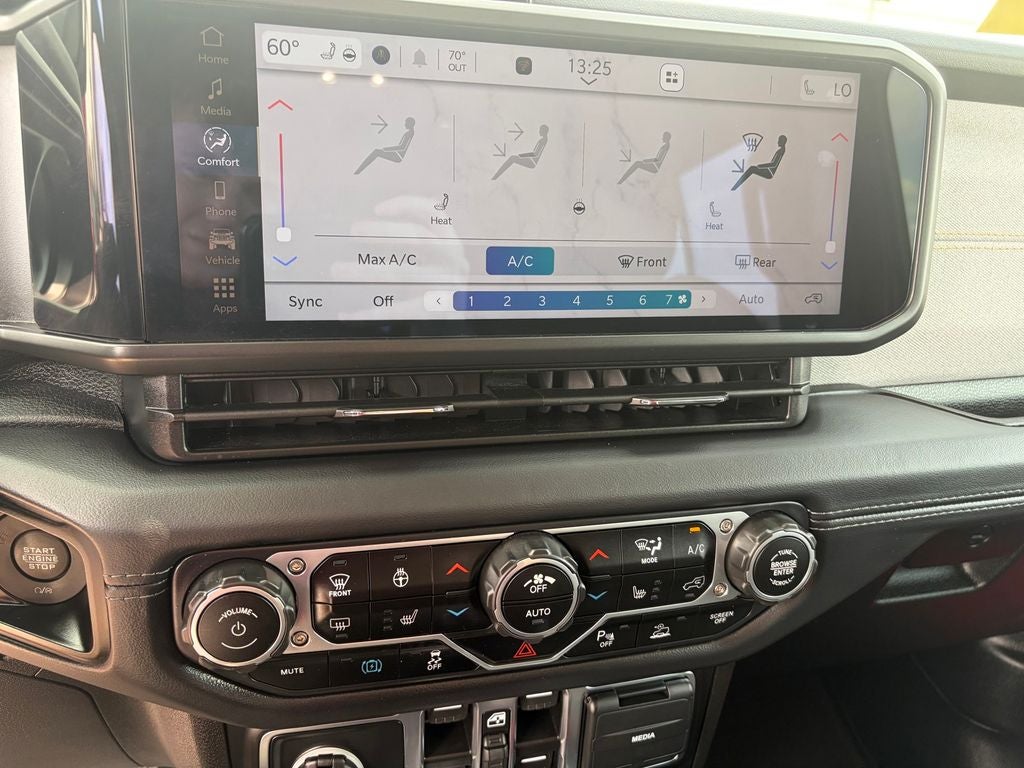 2025 Jeep Wrangler Sahara 4xe