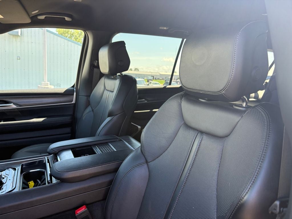 2024 Jeep Wagoneer L Series II