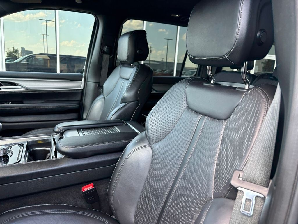 2025 Jeep Wagoneer L Series II