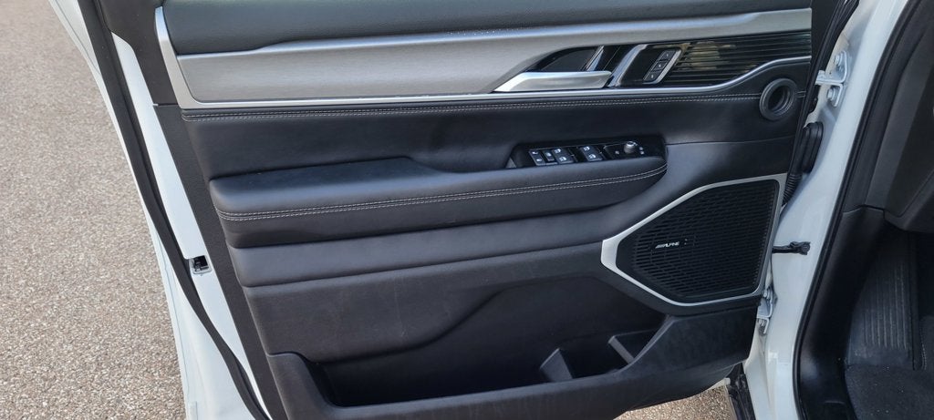 2026 Jeep Grand Wagoneer L Limited Altitude