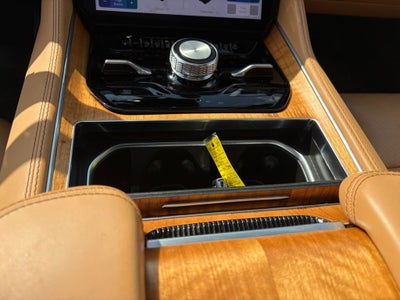 2025 Jeep Grand Wagoneer L Series III