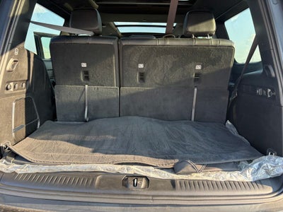 2025 Jeep Wagoneer Base