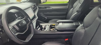 2025 Jeep Wagoneer Series II