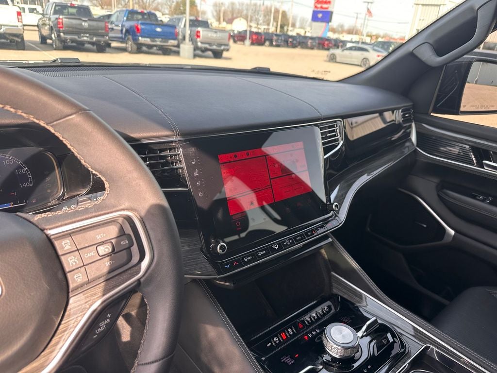 2022 Jeep Wagoneer Series III