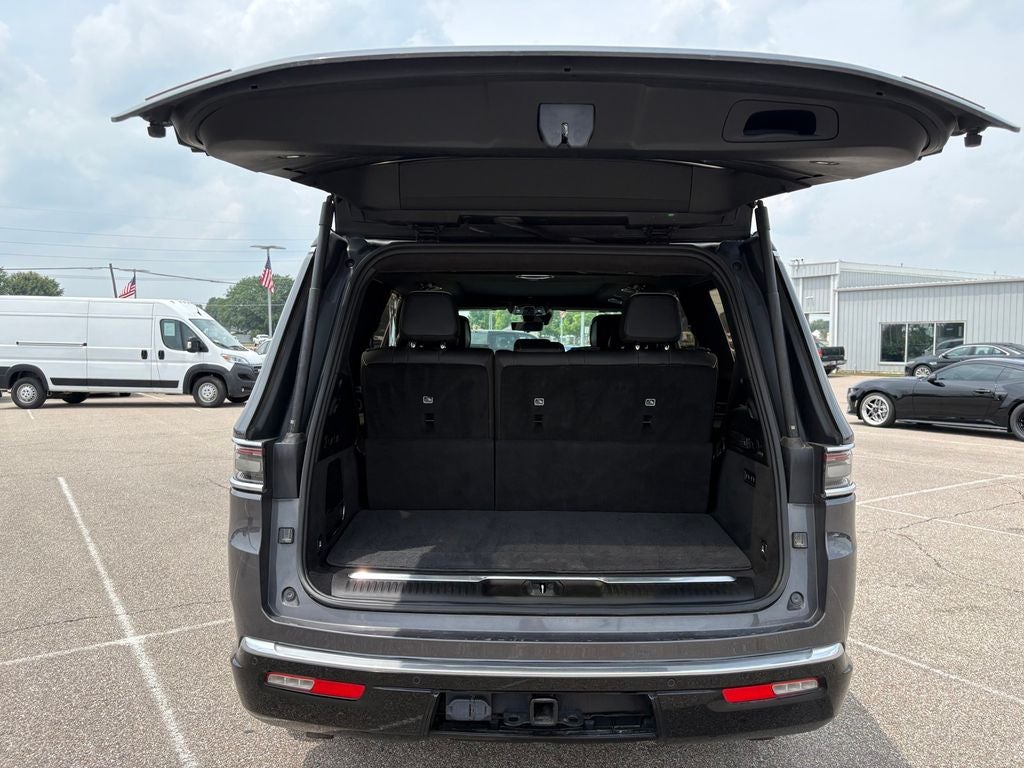 2022 Jeep Grand Wagoneer Series III