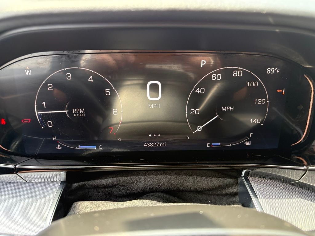 2022 Jeep Grand Wagoneer Series III
